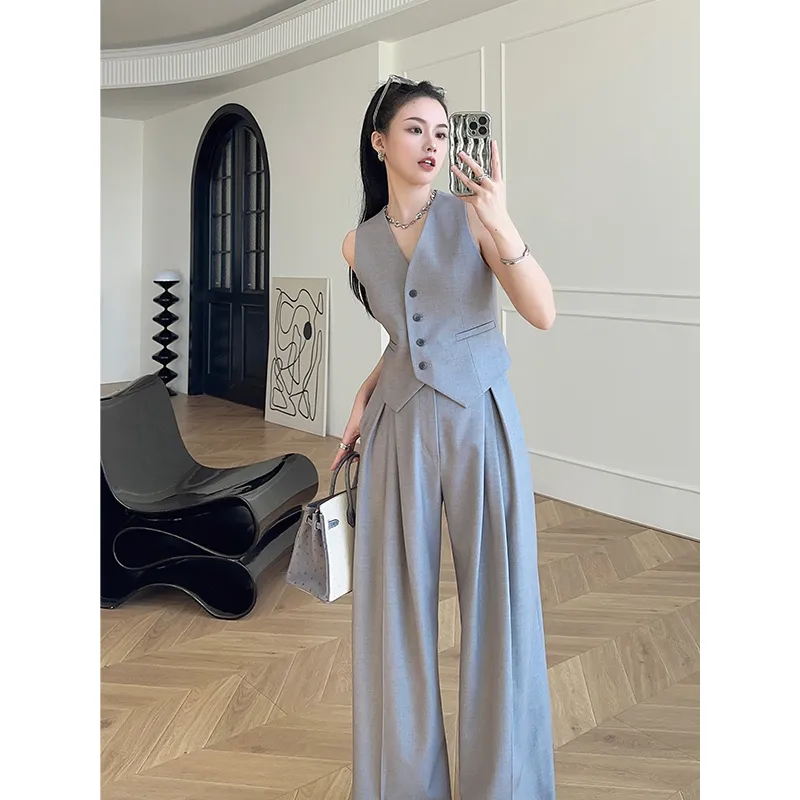 Женский комплект: безрукавка и – обзор и цена Women'S Formal Wear Pants