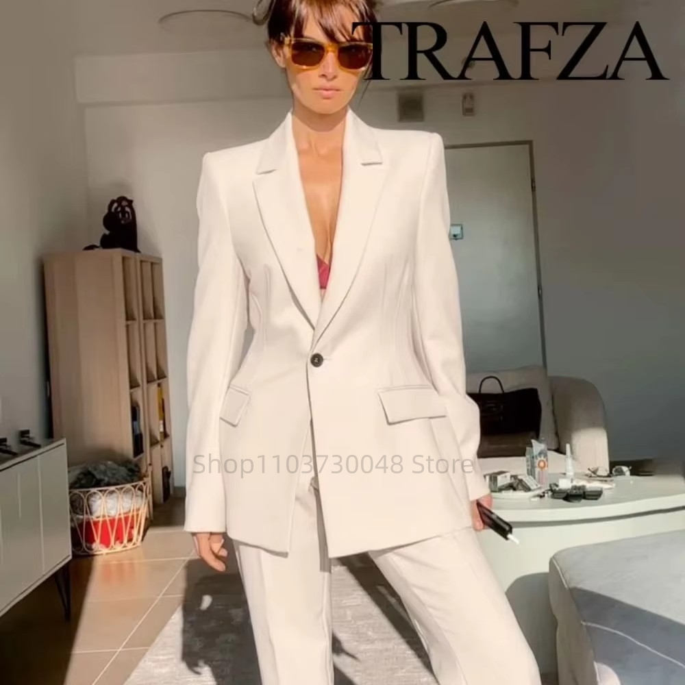 Модный офисный женский костюм: – обзор и цена Woman Formal Wear